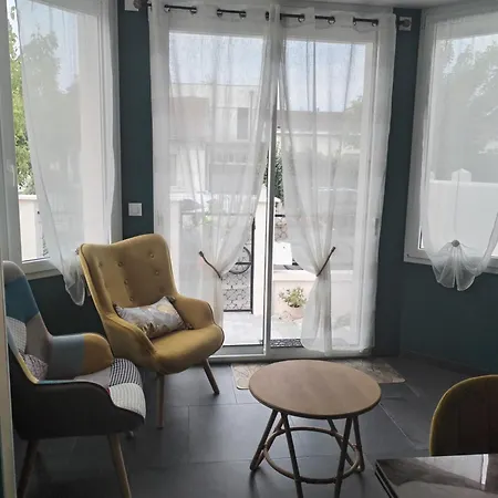 Dom wakacyjny Rose Pompon Fouras