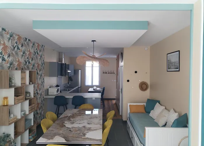 בית נופש Rose Pompon פוראס